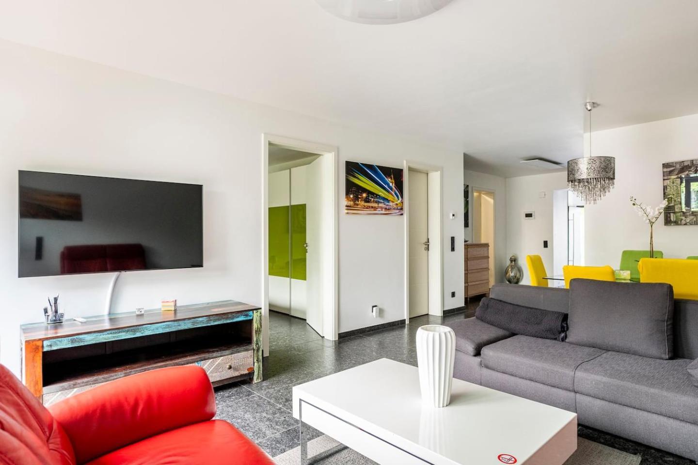 Wunderschoene Terrassenwohnung Mit Blick Ins Gruene! Meerbusch Exterior photo